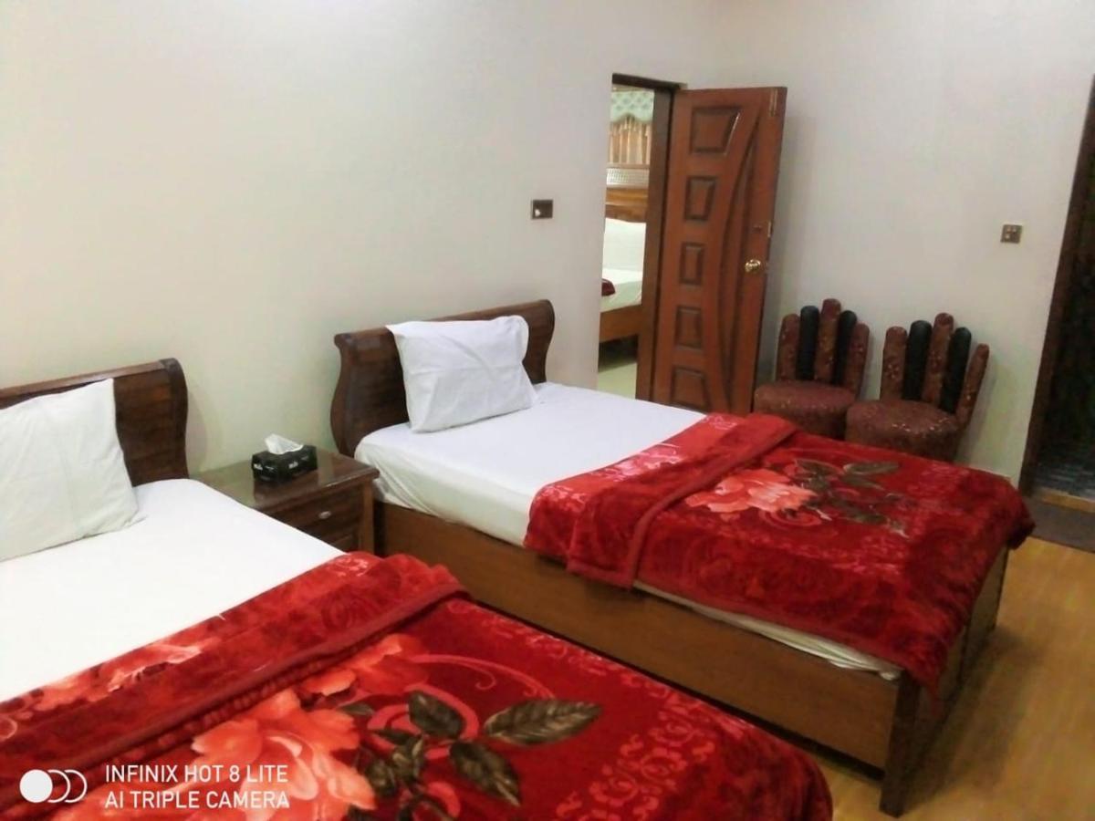 New Royal Residency Pechs Hotel Карачи Екстериор снимка