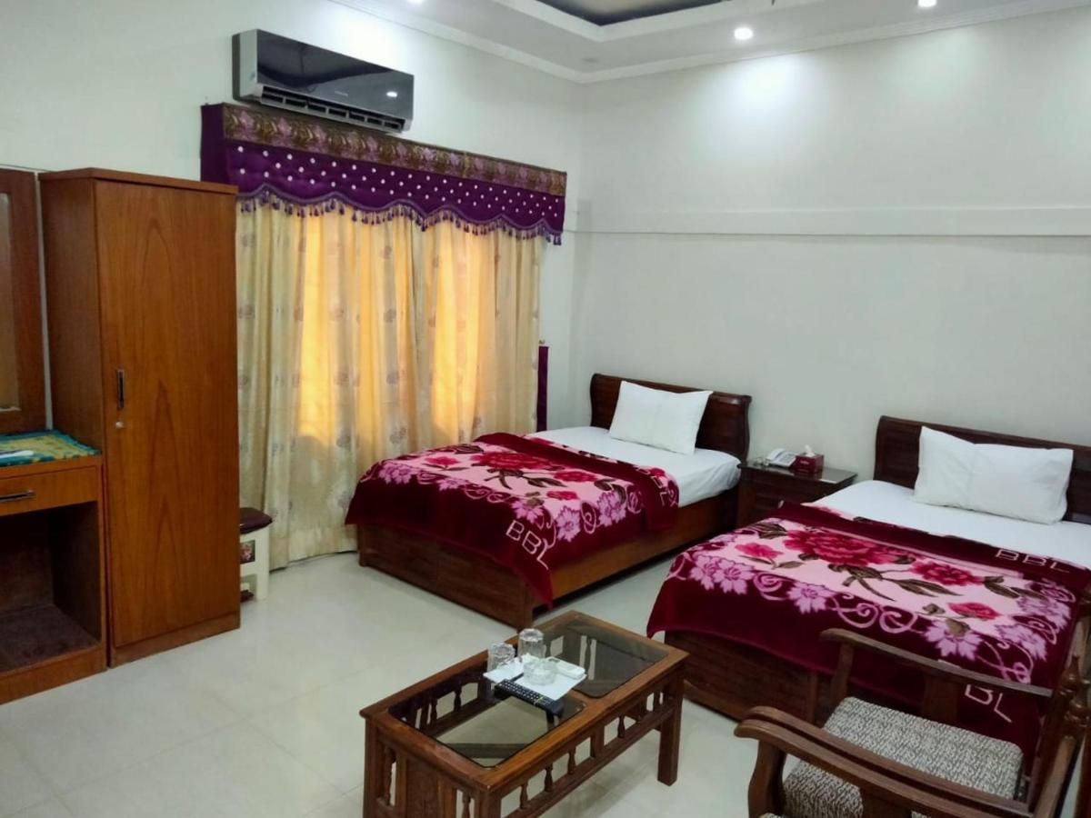 New Royal Residency Pechs Hotel Карачи Екстериор снимка